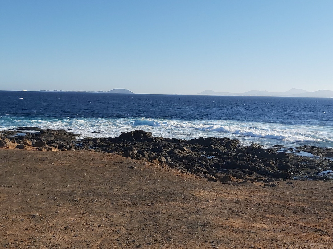 Old Lighthouse of Punta Pechiguera景点图片