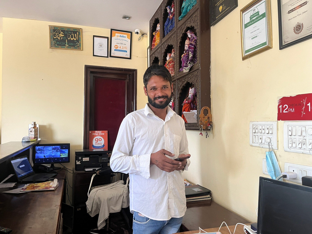 阿米尔景酒店主图