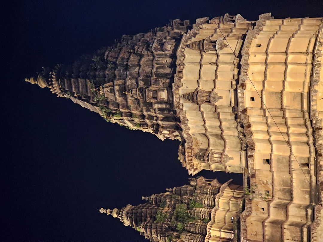 Chaturbhuj Temple景点图片