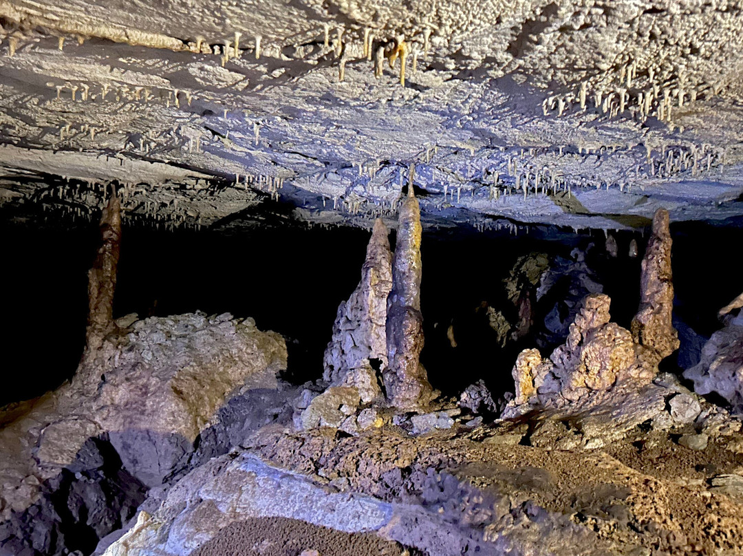 Toglo Cave-Tena必去景点