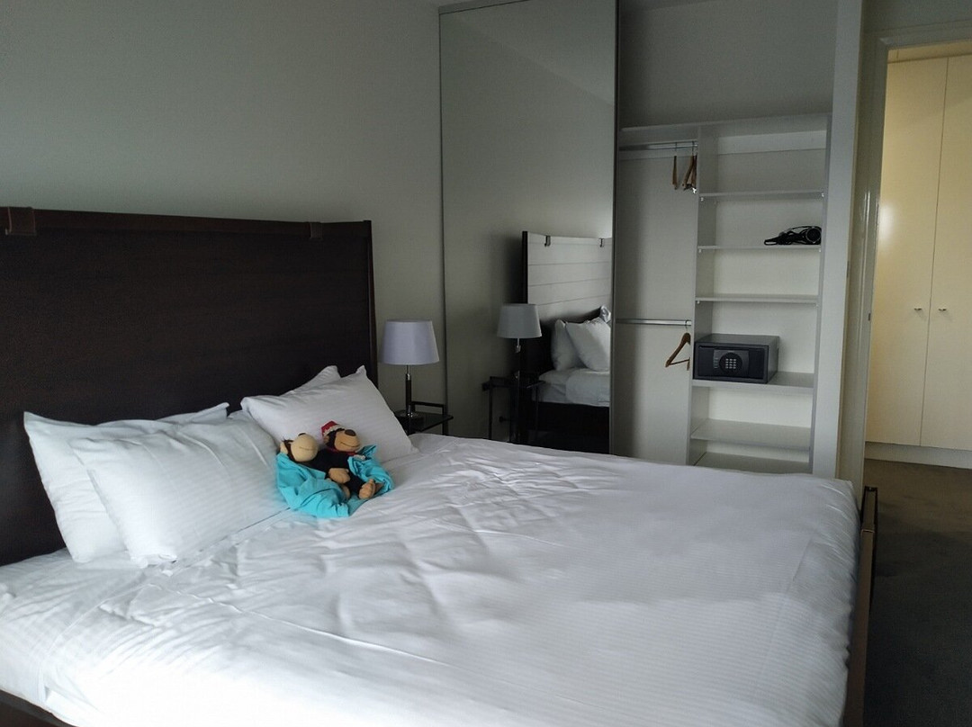 Knightsbridge Canberra主图