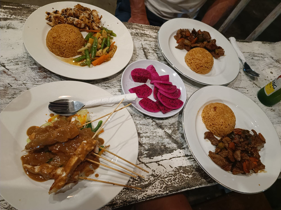 Sakti餐馆和美食-Warung Jun