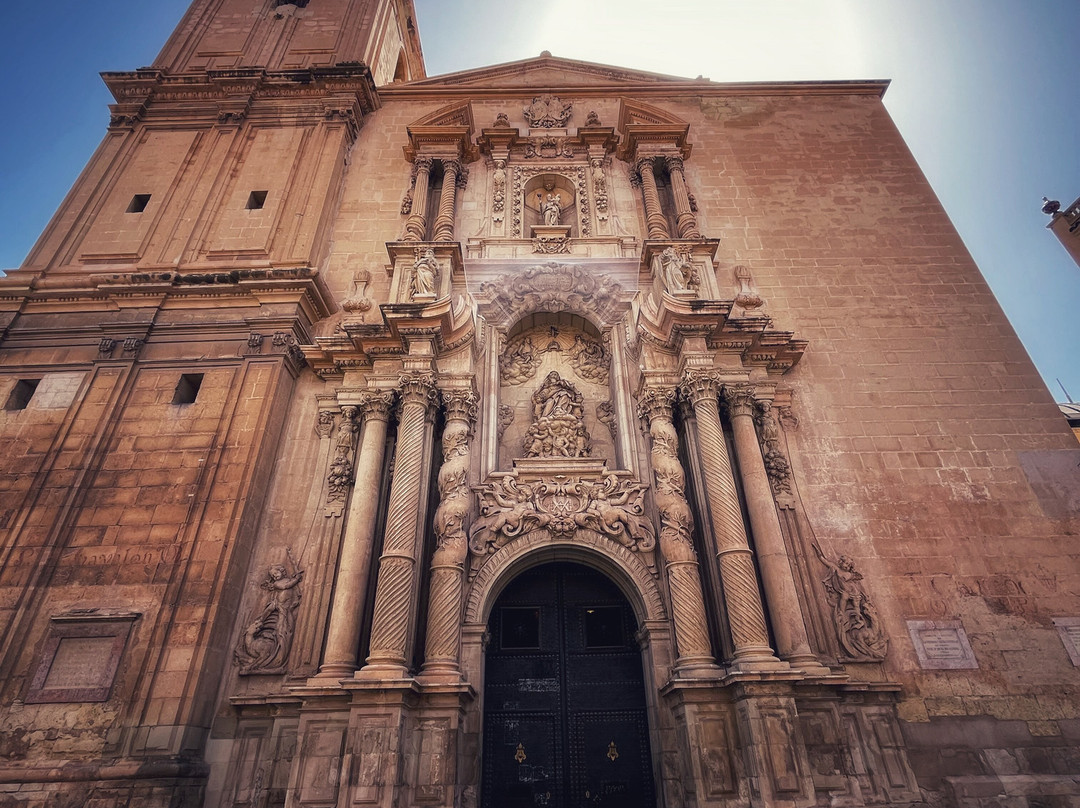 Basílica de Santa Maria景点图片