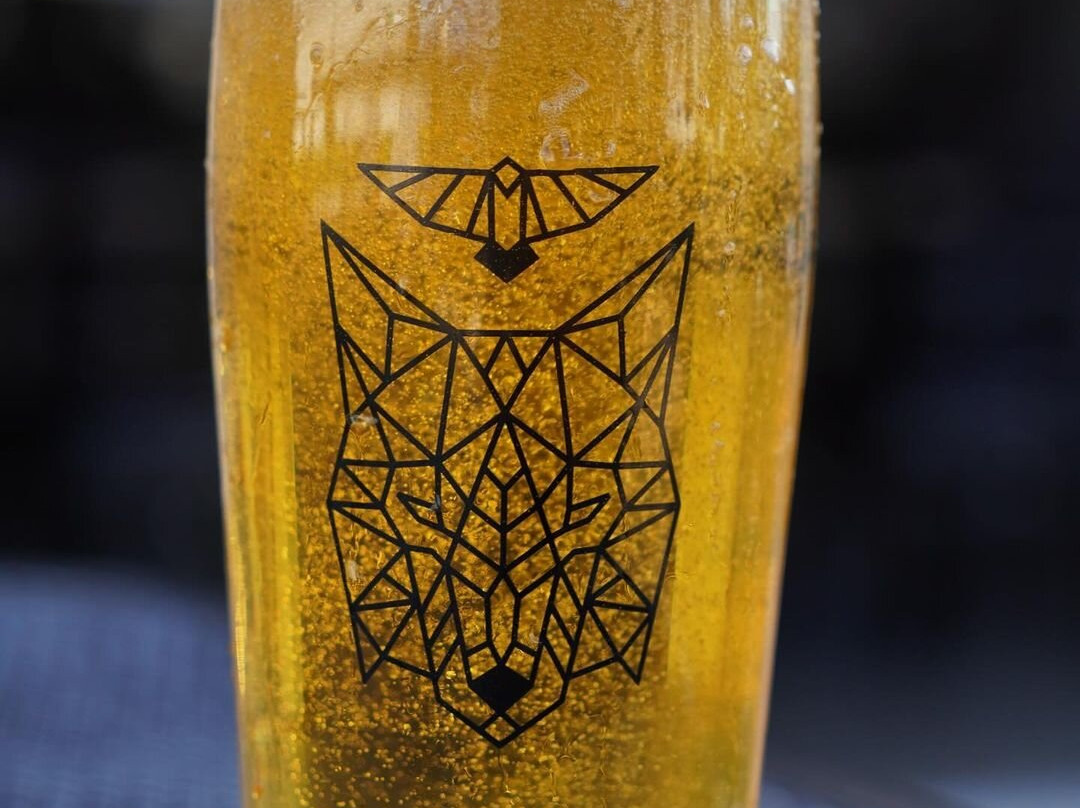 Crow & Wolf Brewing Company景点图片