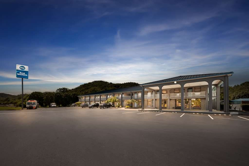 Best Western Wilderness Trail Inn主图