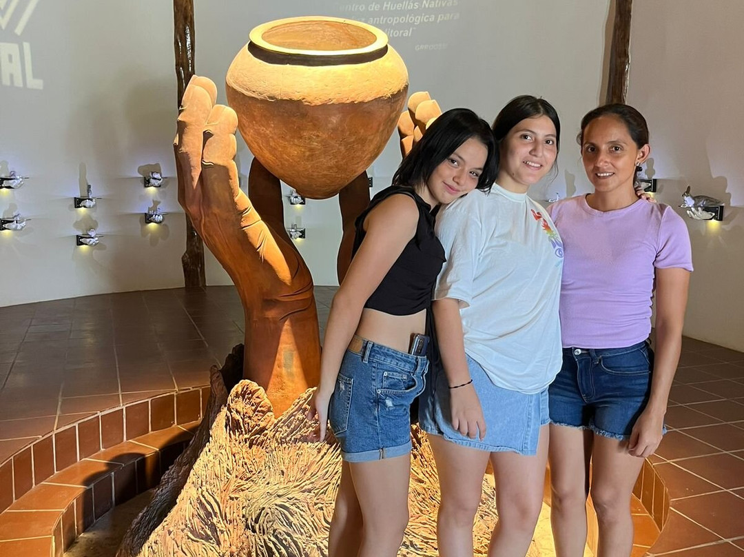 Garza Roja Parque Cultural-瓜亚基尔必去景点