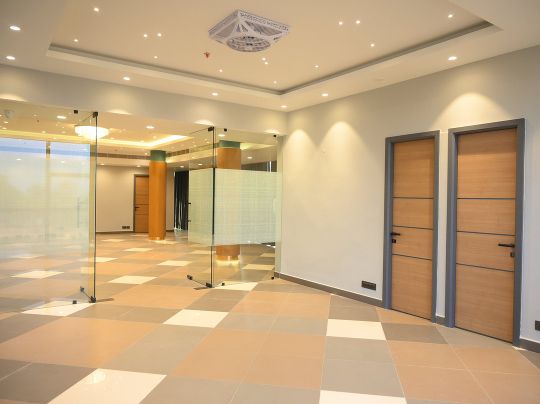 Golden Park Hotel & Resort主图