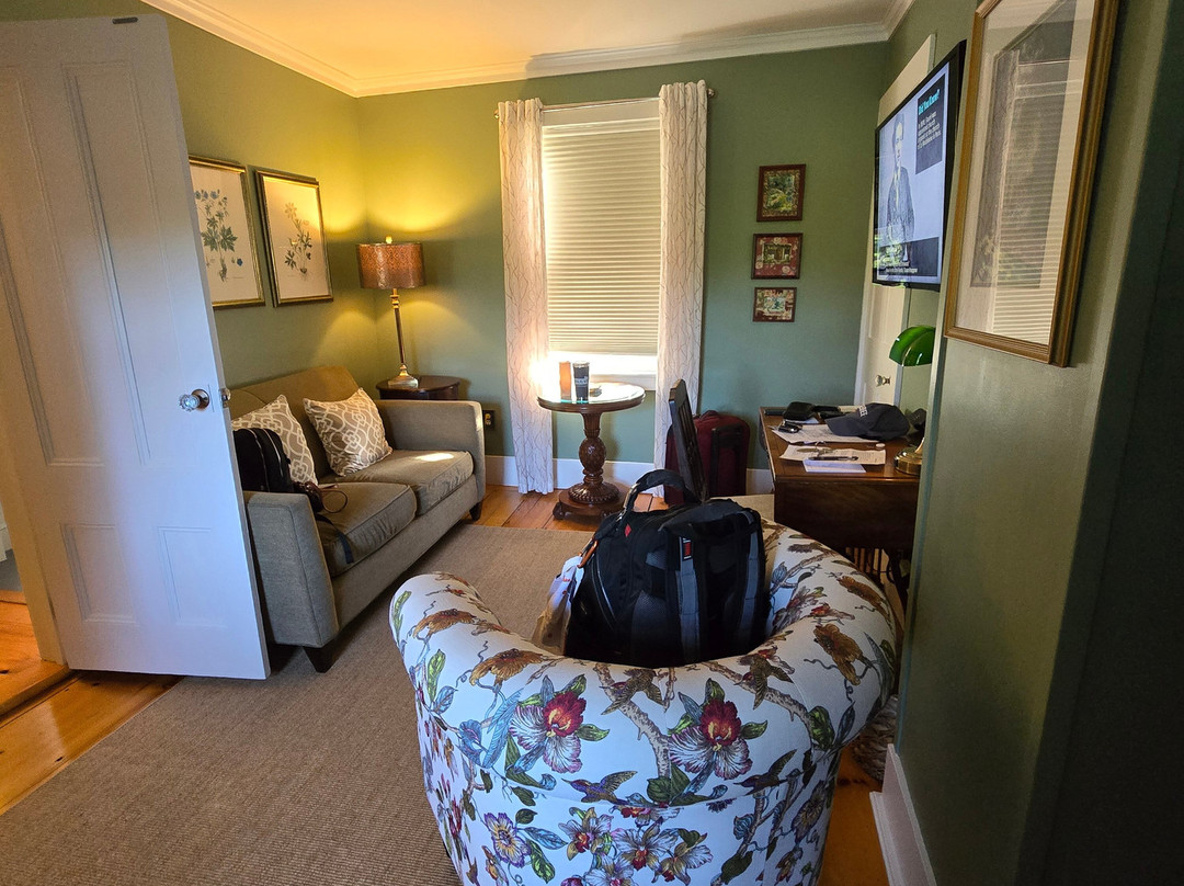 Candleberry Inn on Cape Cod主图