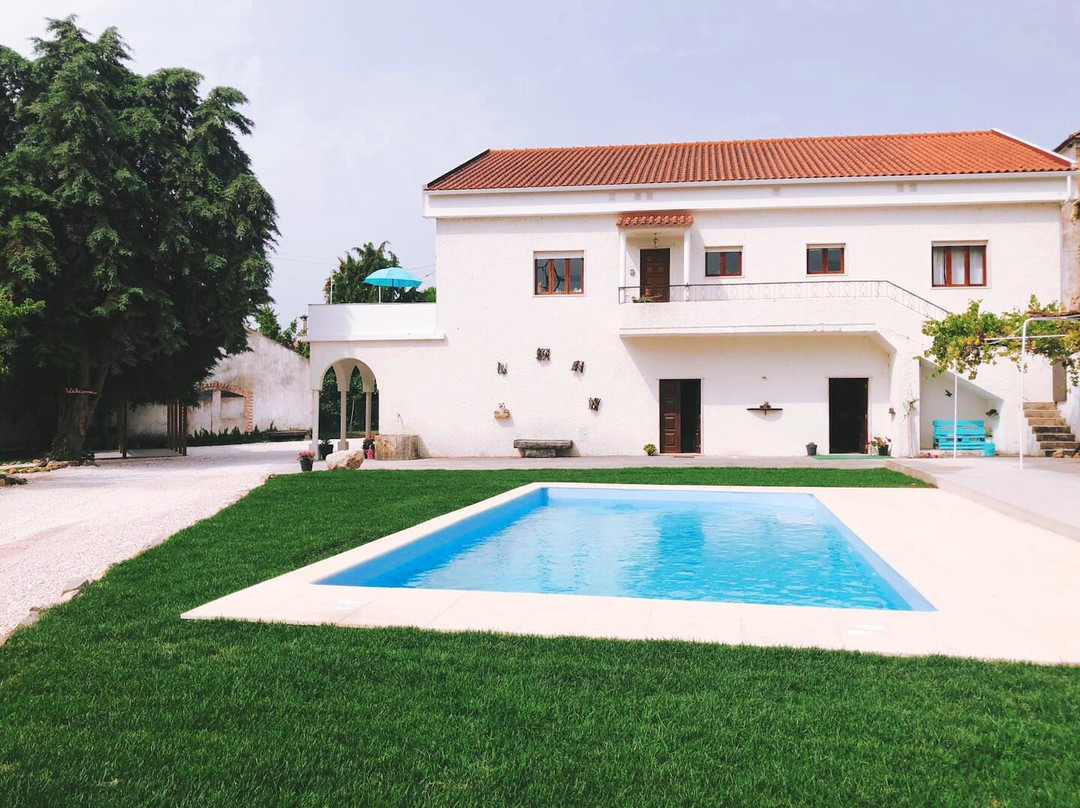 Meio Country House