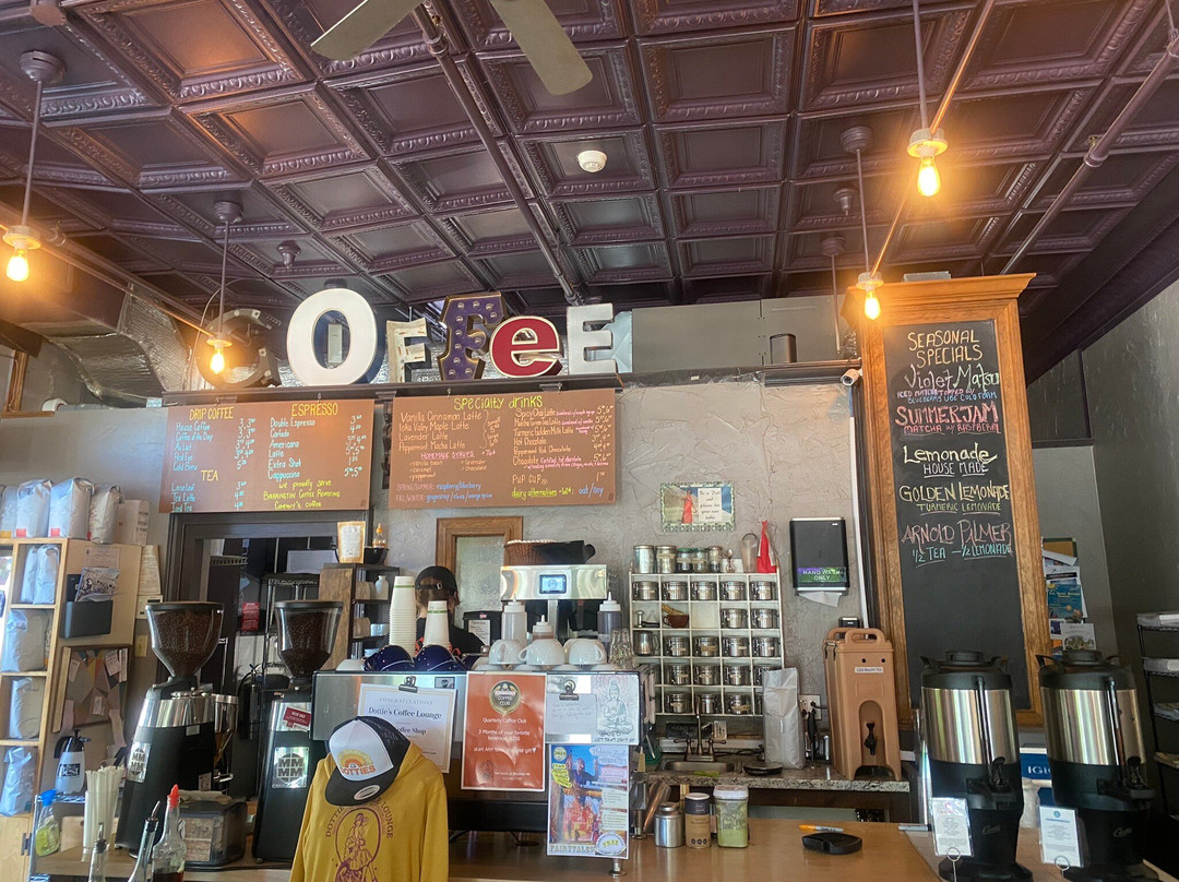 Restaurant -Dottie's Coffee Lounge主图