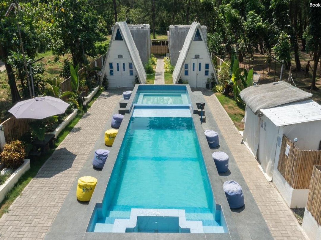 Costas de Liwa Bar & Beach Resort