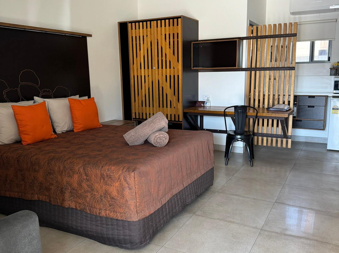 Safari Lodge Motel主图