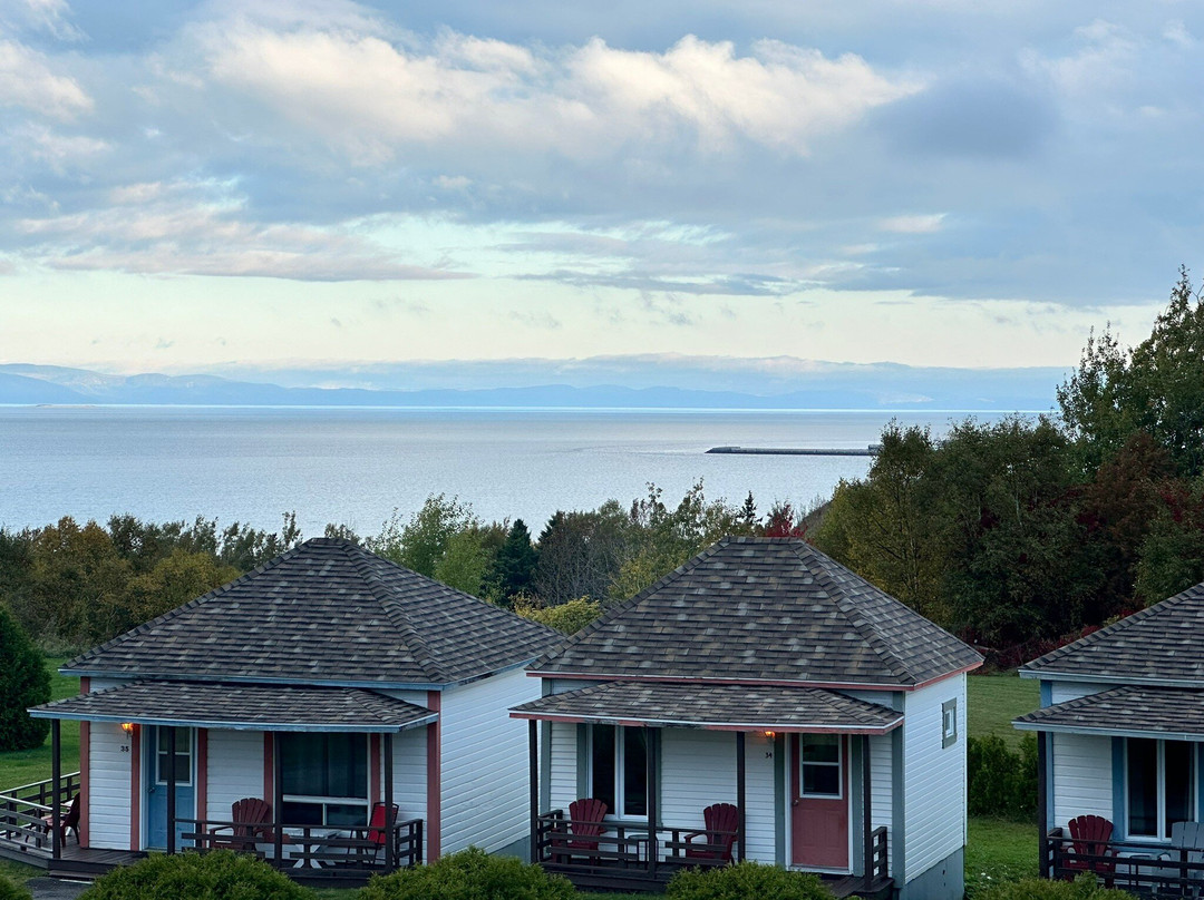 Motel Au Fleuve D'Argent Et Chalets主图