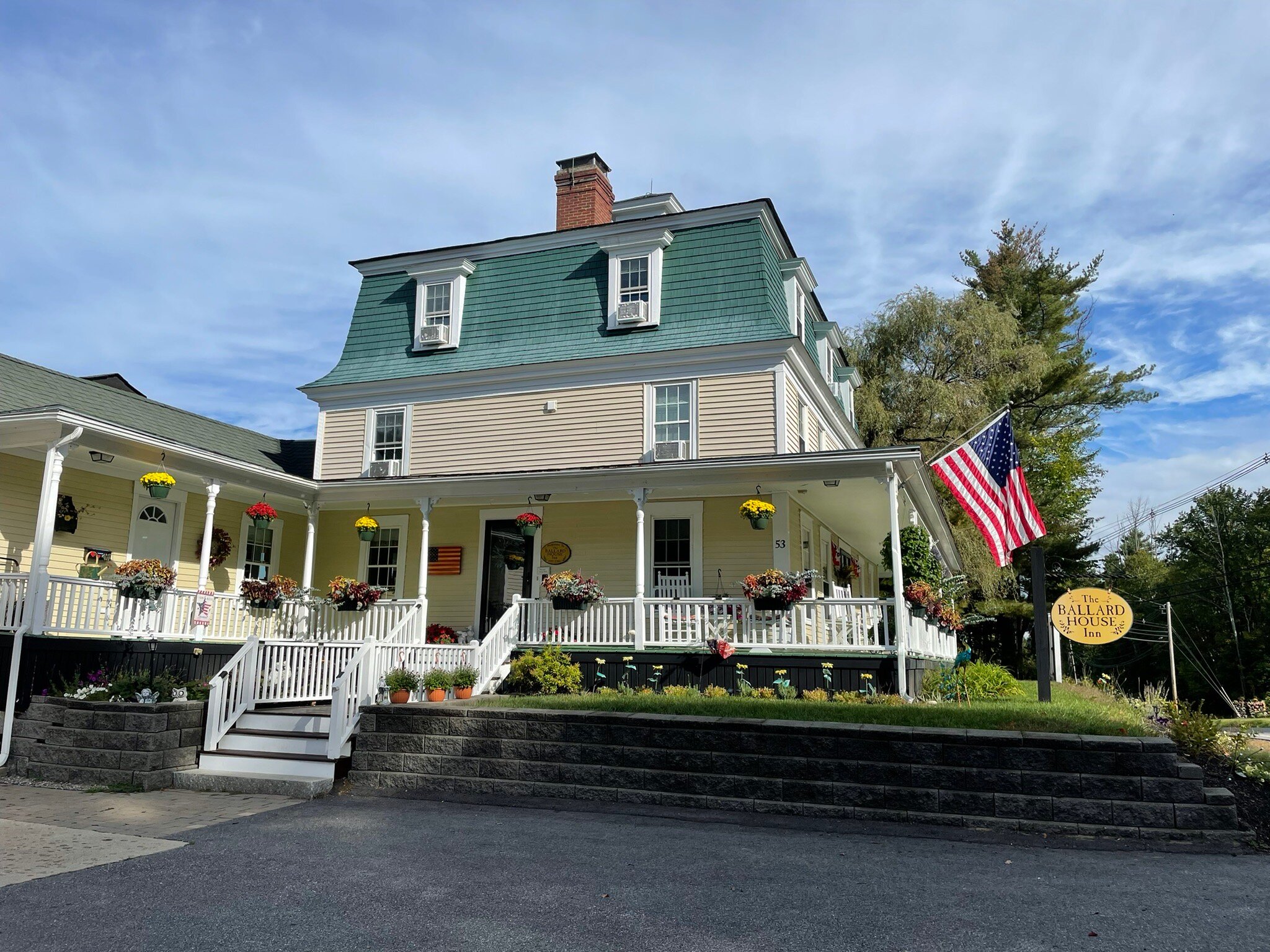 Ballard House Inn-官方