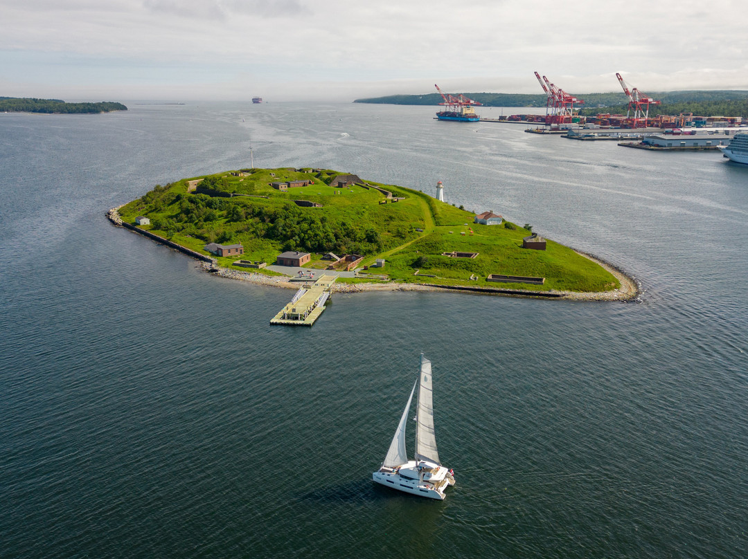 J Farwell Sailing Tours-哈利法克斯必去景点