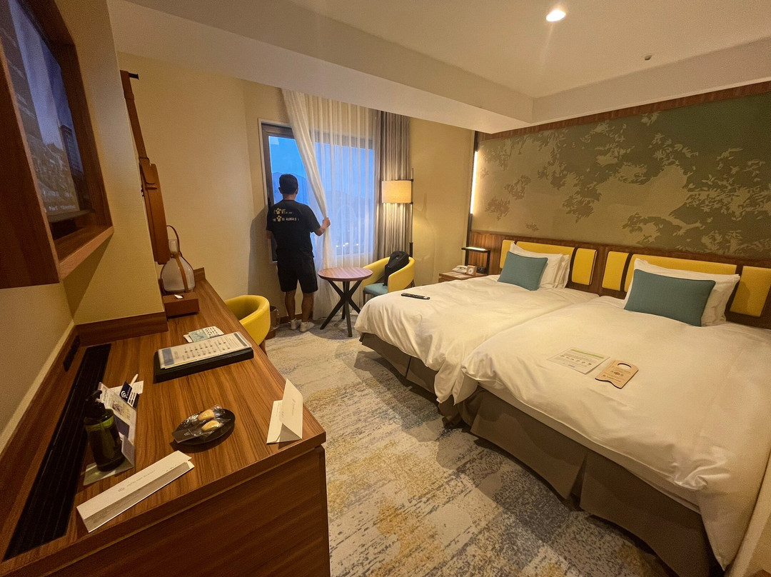 海兰德水疗度假酒店主图
