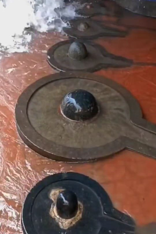 Gangeshwar Temple景点图片