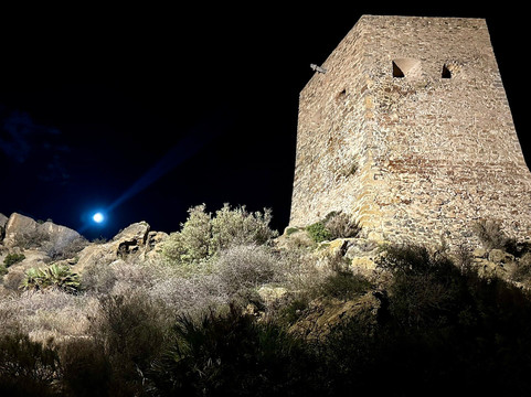 Torre de Santa Elena-La Azohia必去景点