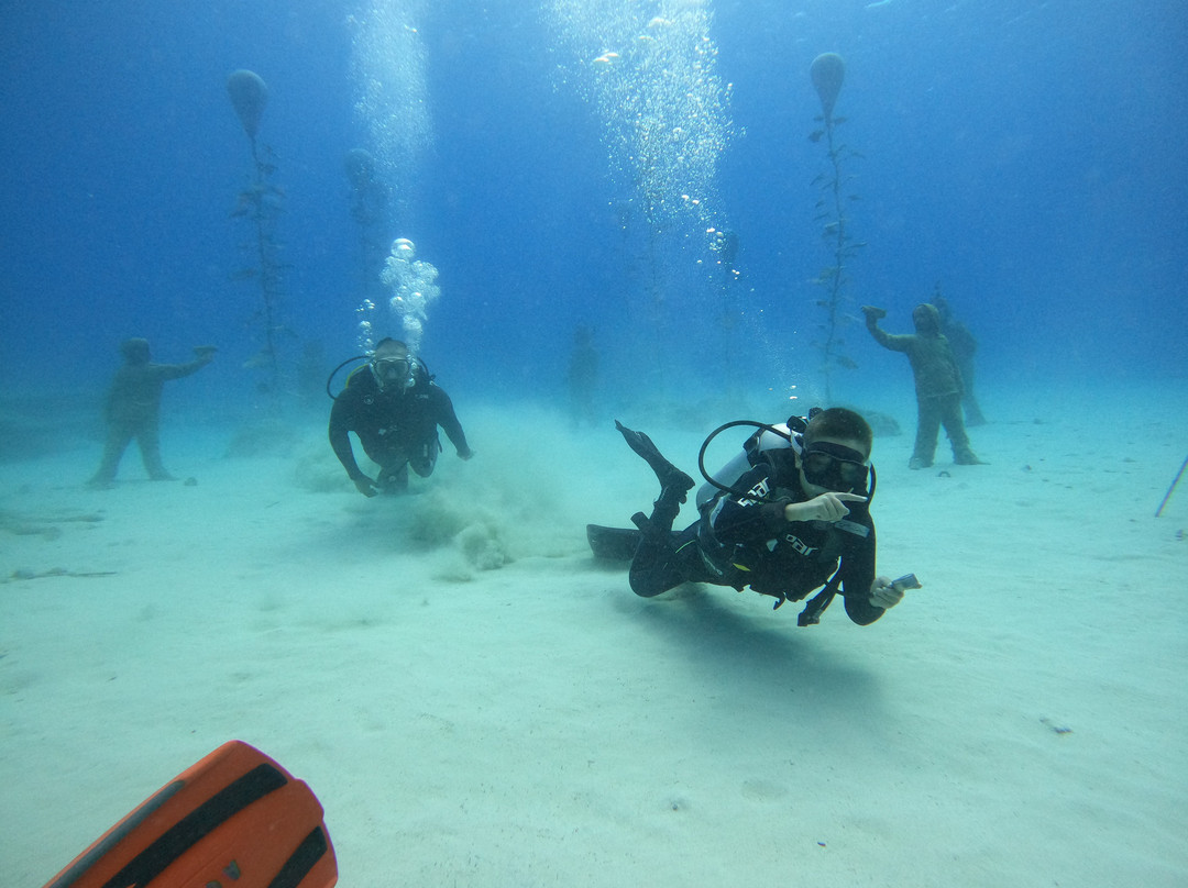 Undersea World Scuba Diving-阿依纳帕必去景点