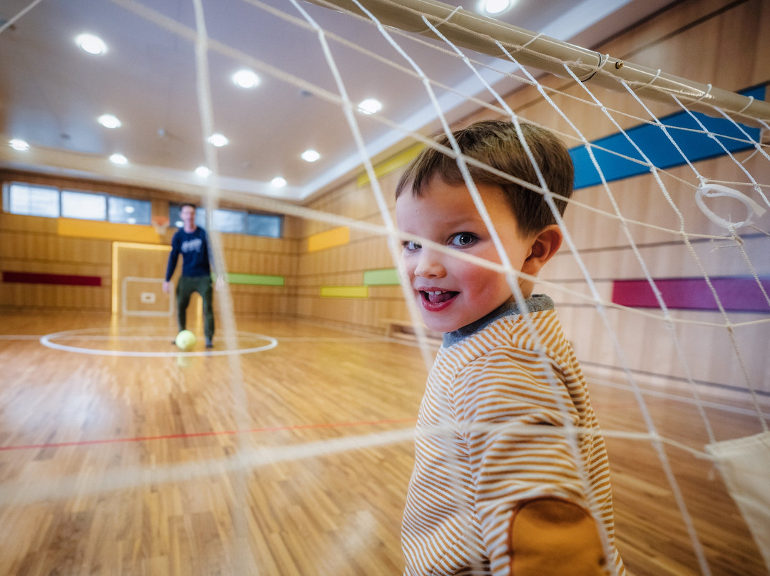 乌格瑟尼酒店主图