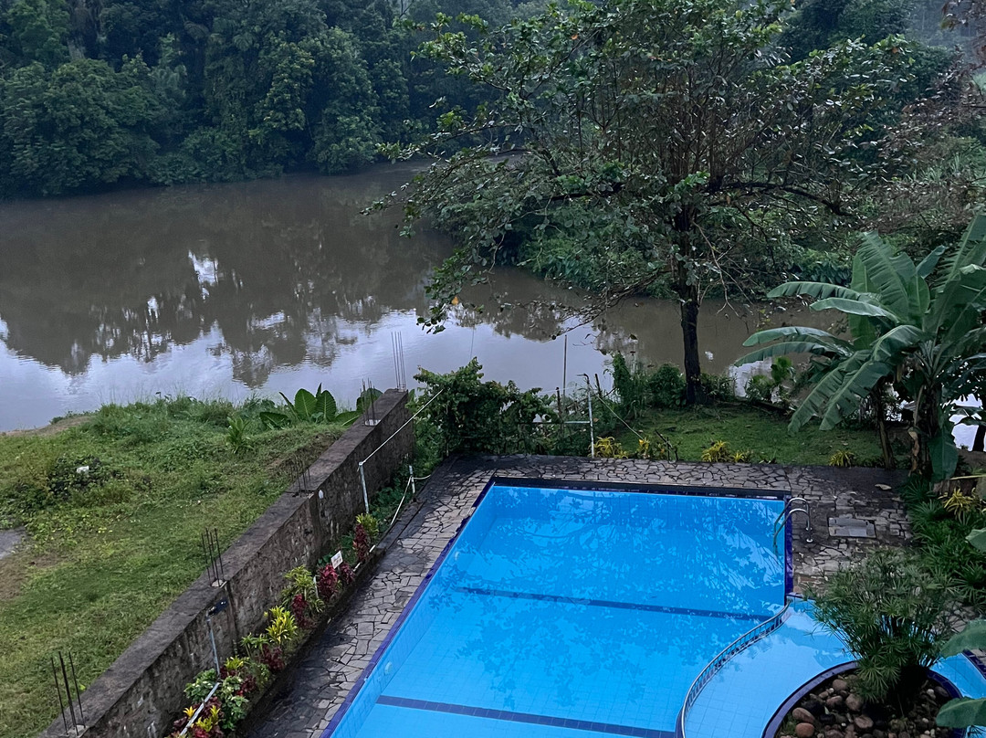 种植园酒店主图