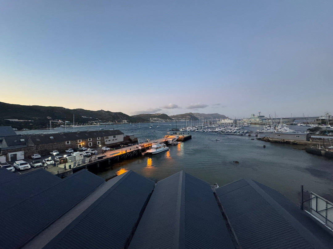 Simonstown Quayside Hotel主图