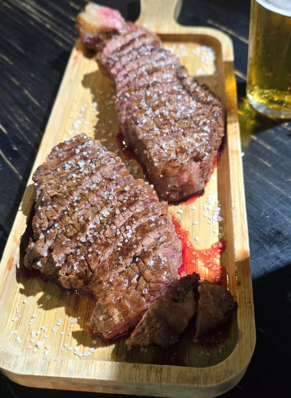 Las Vacas Steakhouse