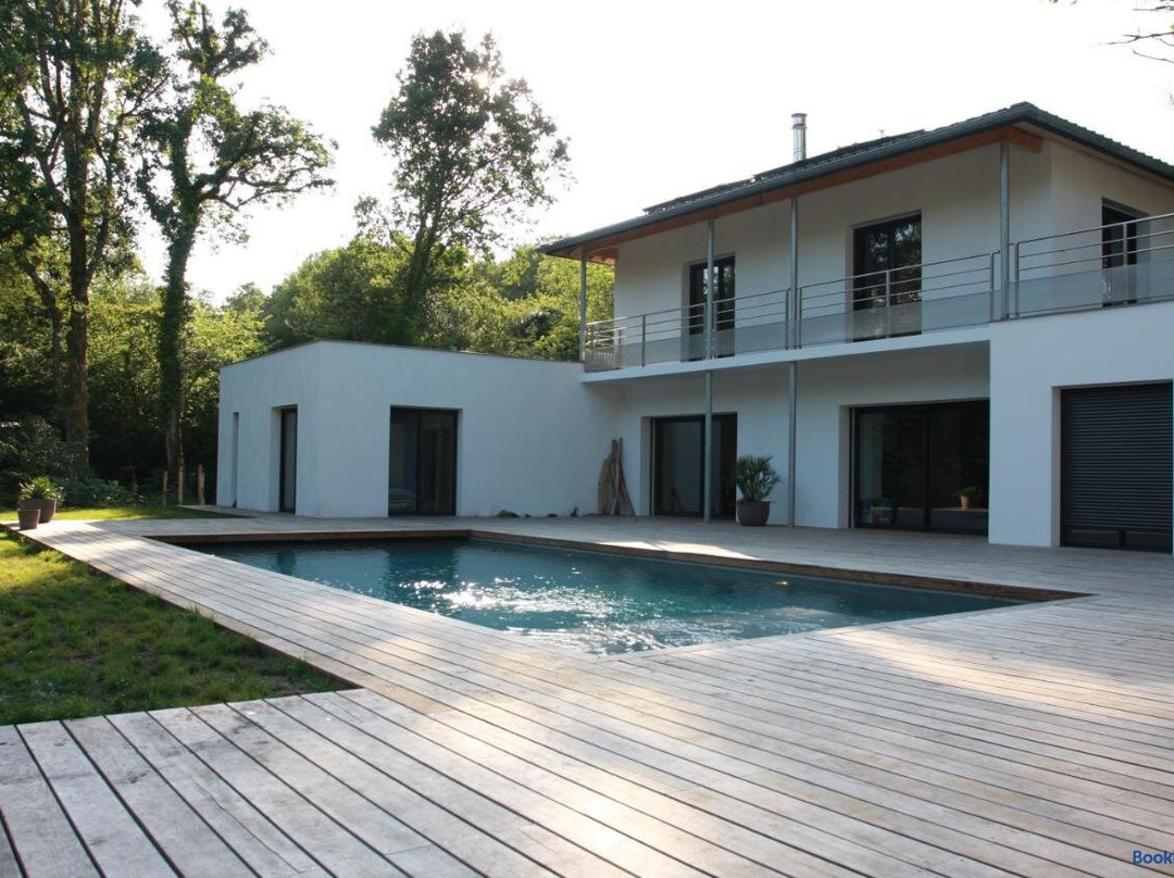 Lazuli Lodge