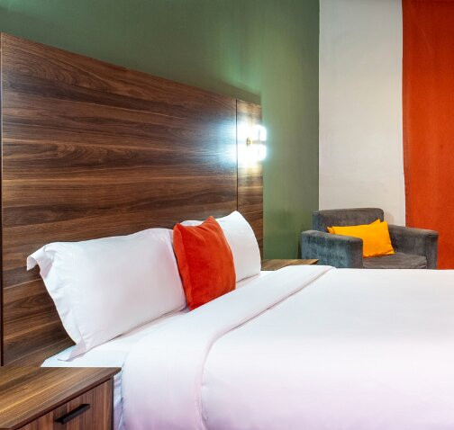 曼济勒酒店主图