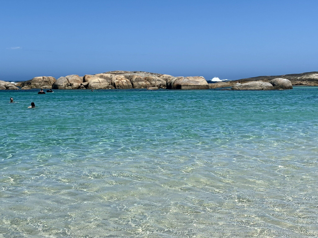 轰动高地食宿酒店主图