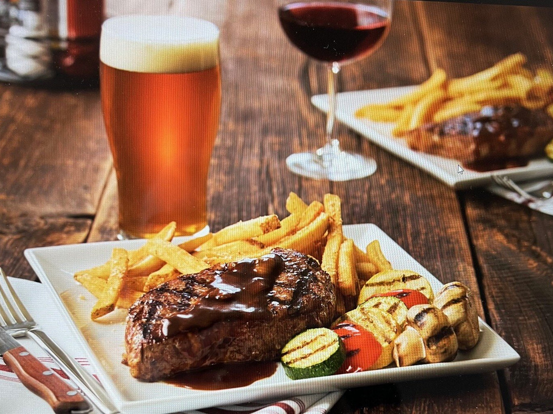 Holiday Inn & Suites Oakville @ Bronte By IHG主图