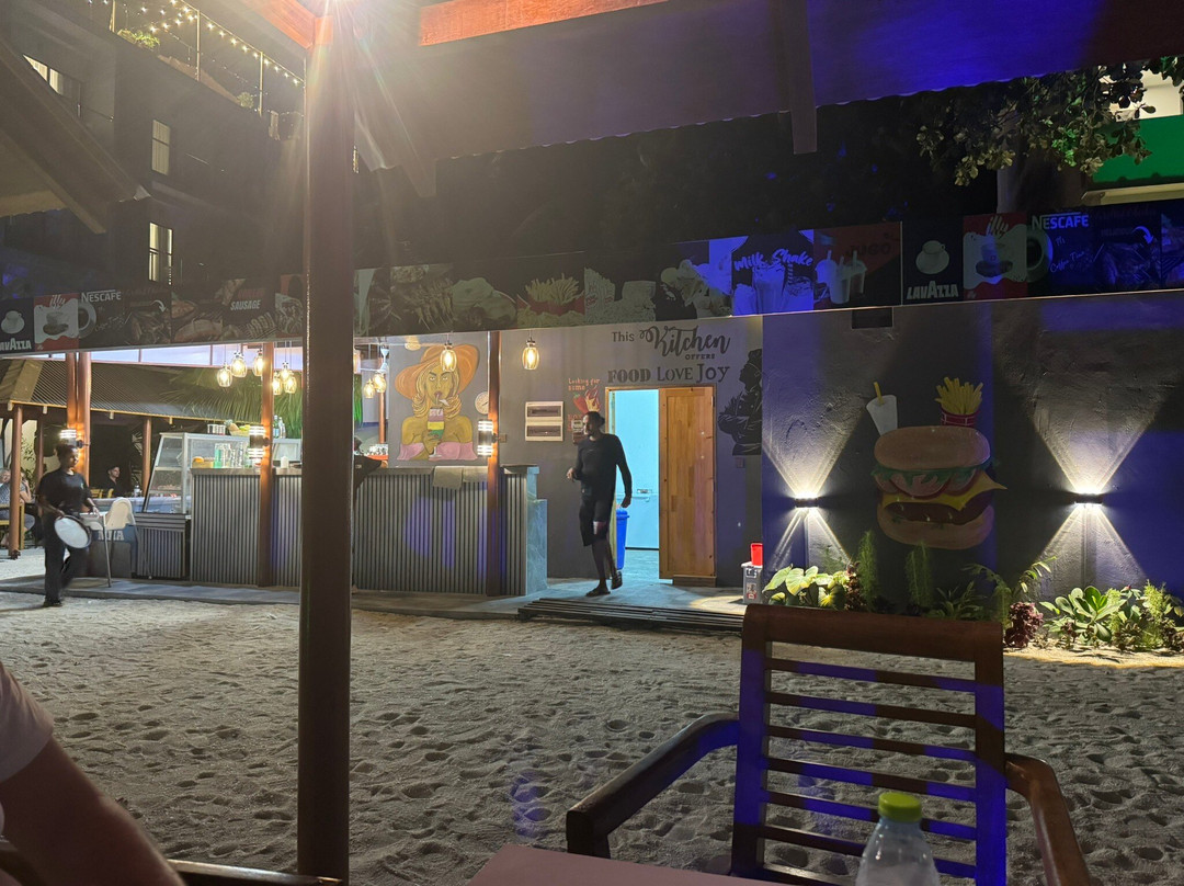 Beach Fresh Restaurant Dhigurah