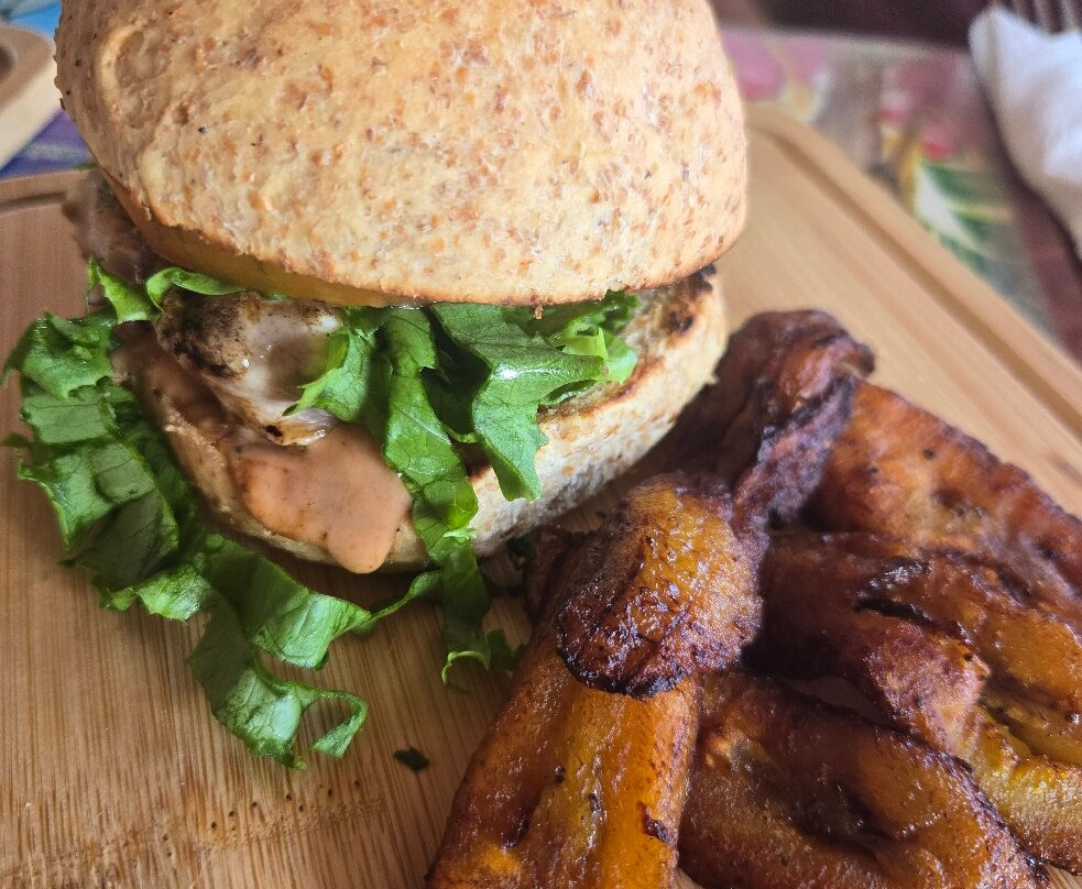 Hi-Rise Beach Bar-罗索必去景点