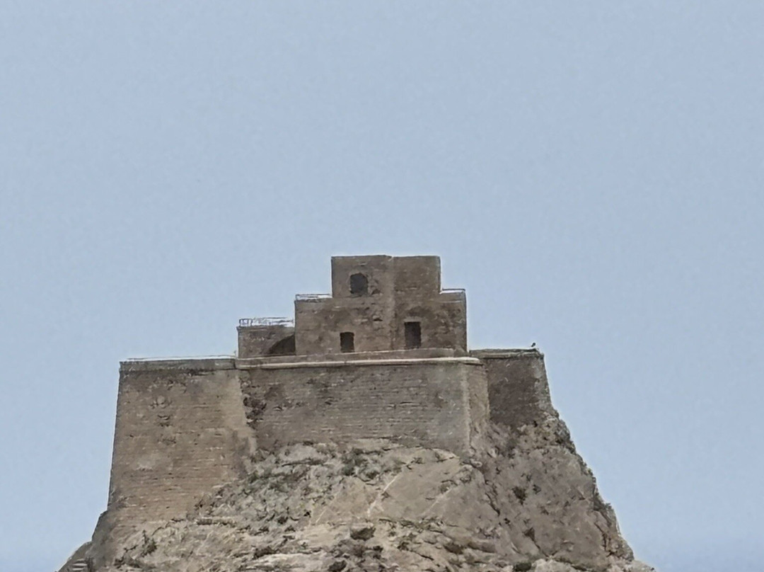 Castello Di Punta Troia景点图片