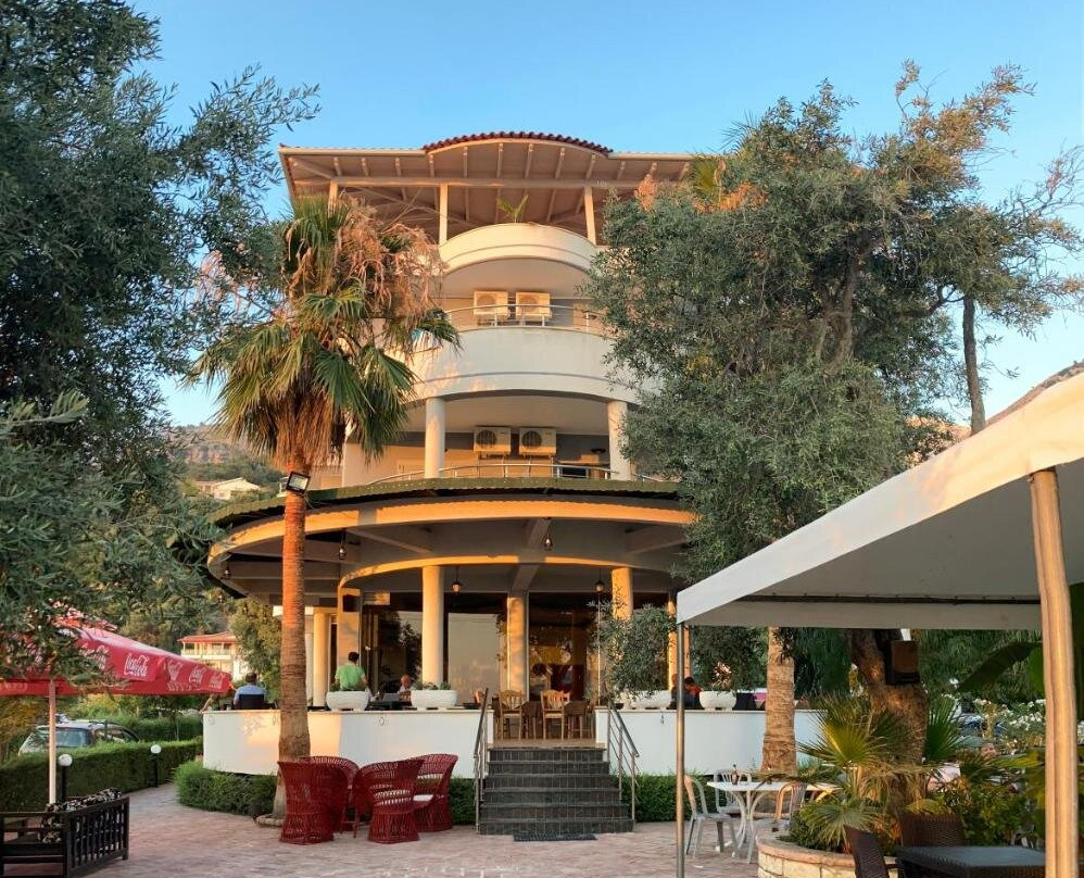 Borsh酒店住宿-Luna Magica