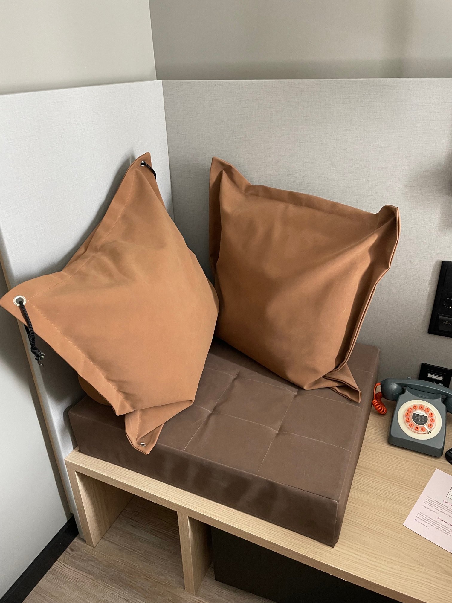 Moxy Lisboa Oriente-客卧