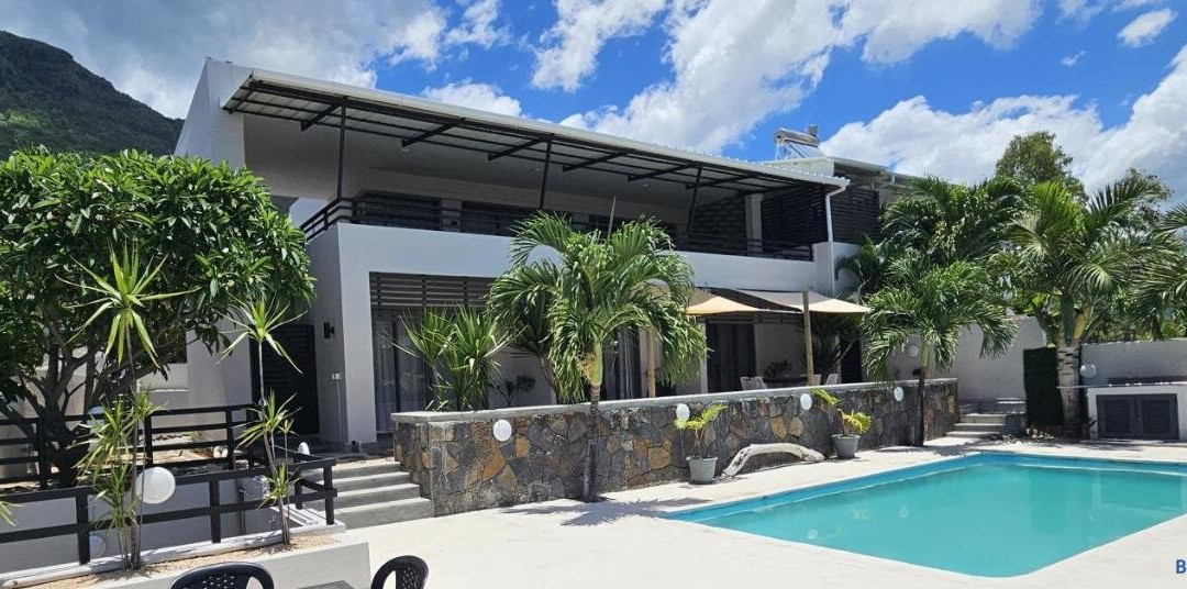 Endless Summer Apartments