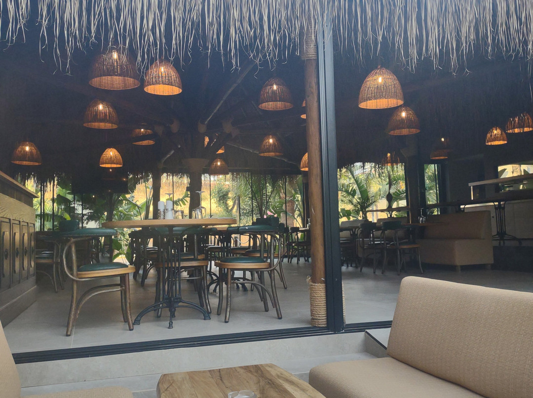 Alsus Boutique Hotel主图