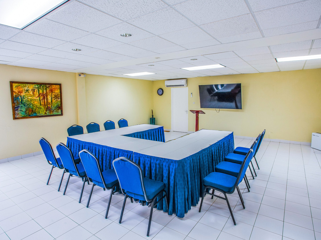 蓝色地平线酒店主图