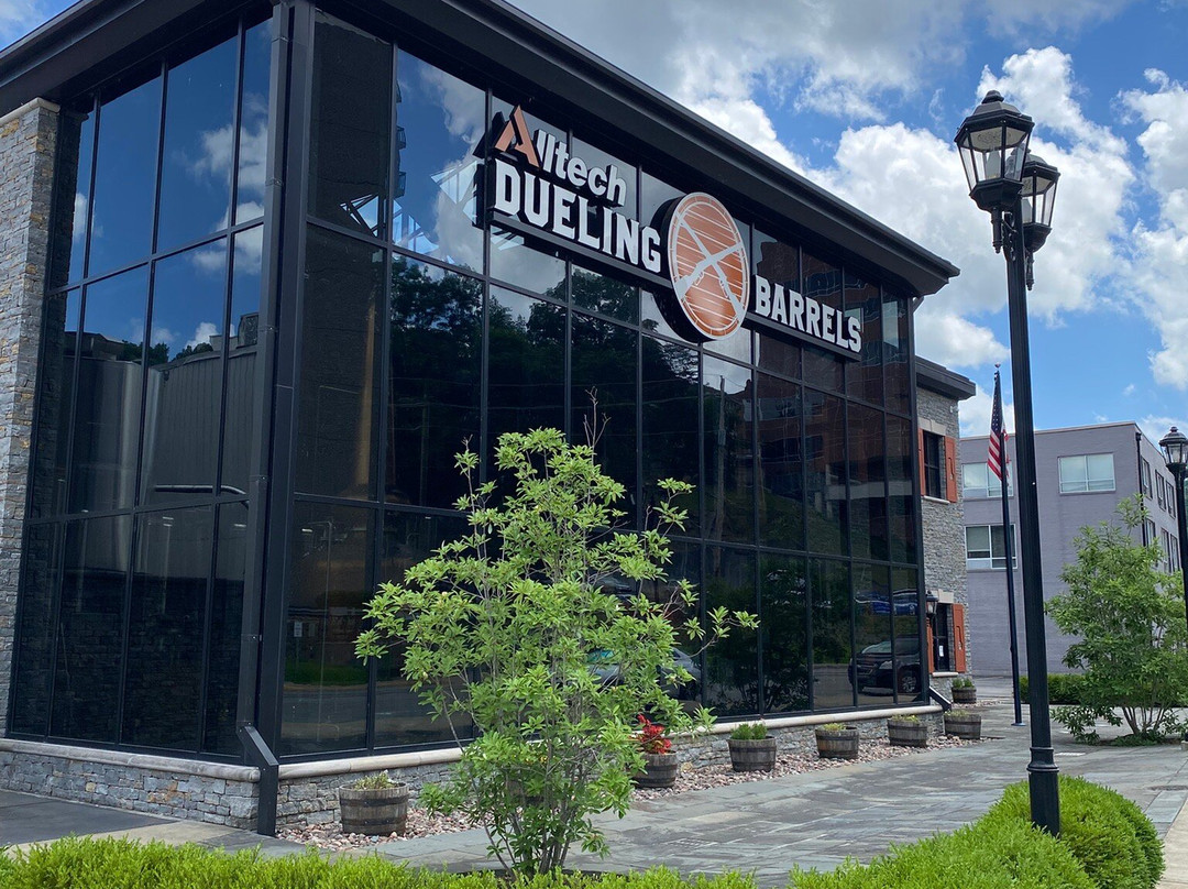 Dueling Barrels Brewery & Distillery-Pikeville必去景点