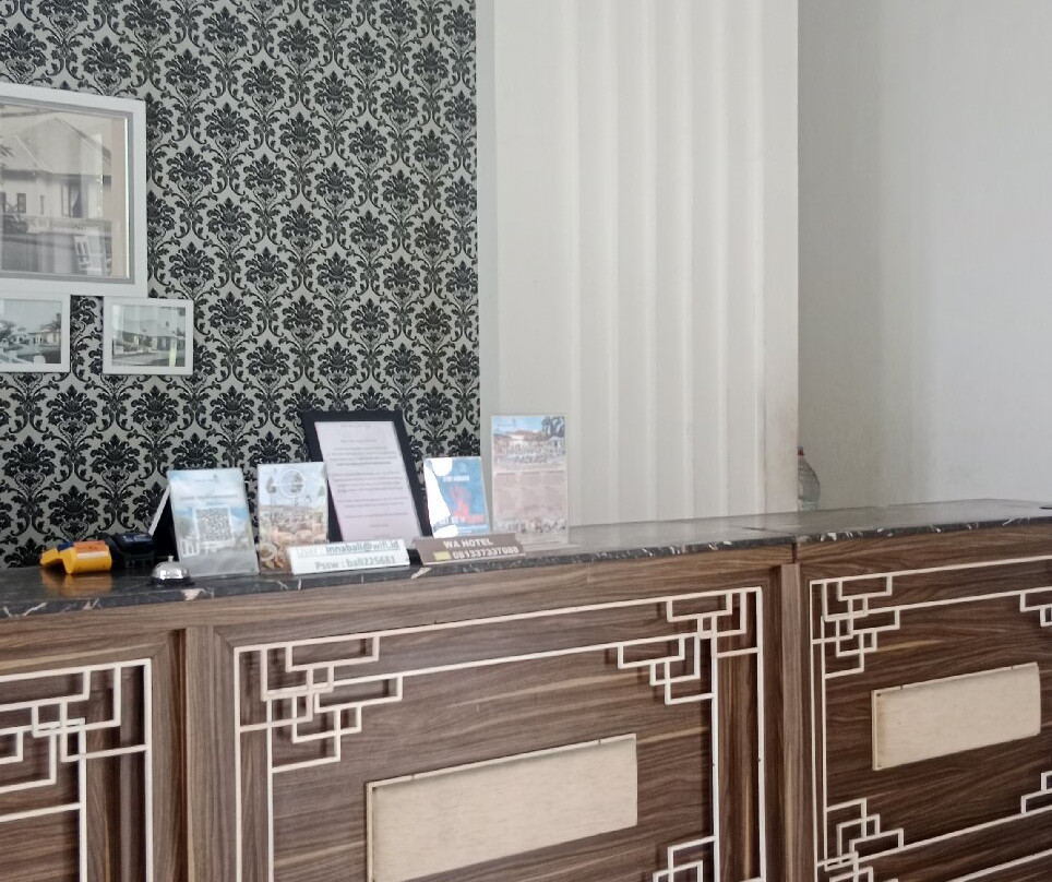 巴厘茵那商务酒店主图