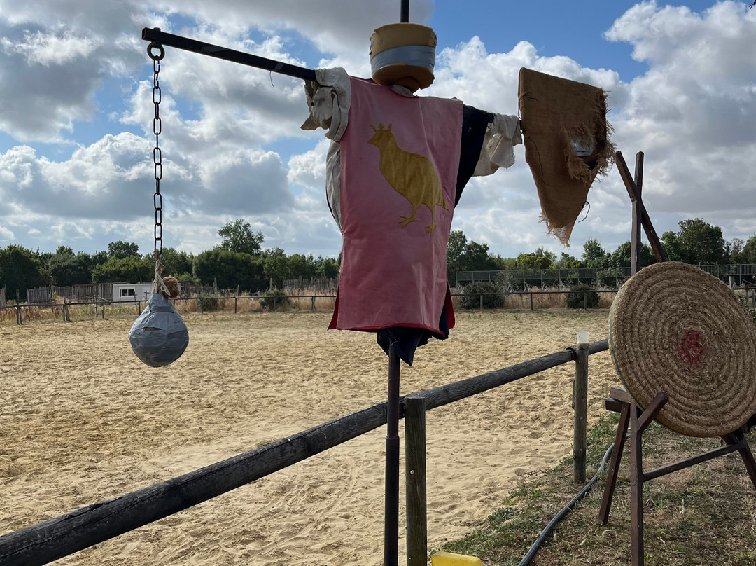 Les Légendes D'Autrefois-Saint Sauveur d'Aunis必去景点