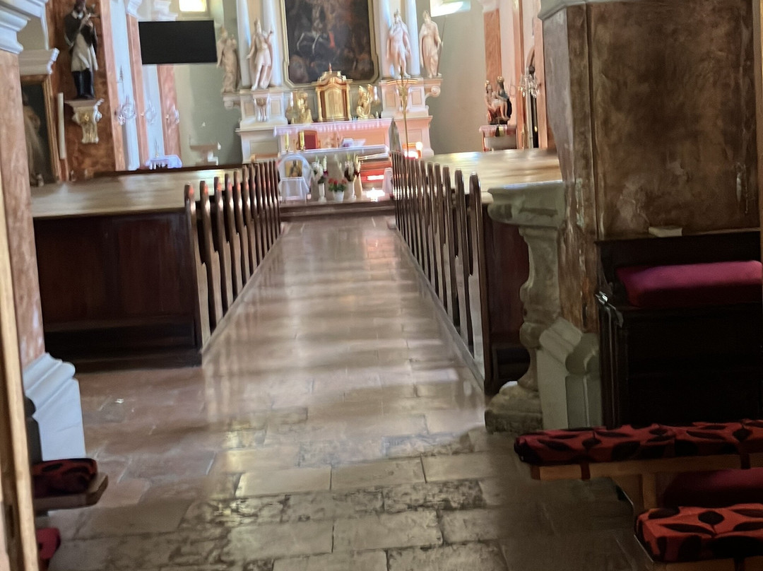 Kirche Des Heiligen Ladislav-Mojmirovce必去景点