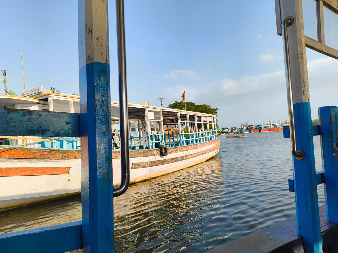 Tannirbhavi Beach-芒加罗必去景点