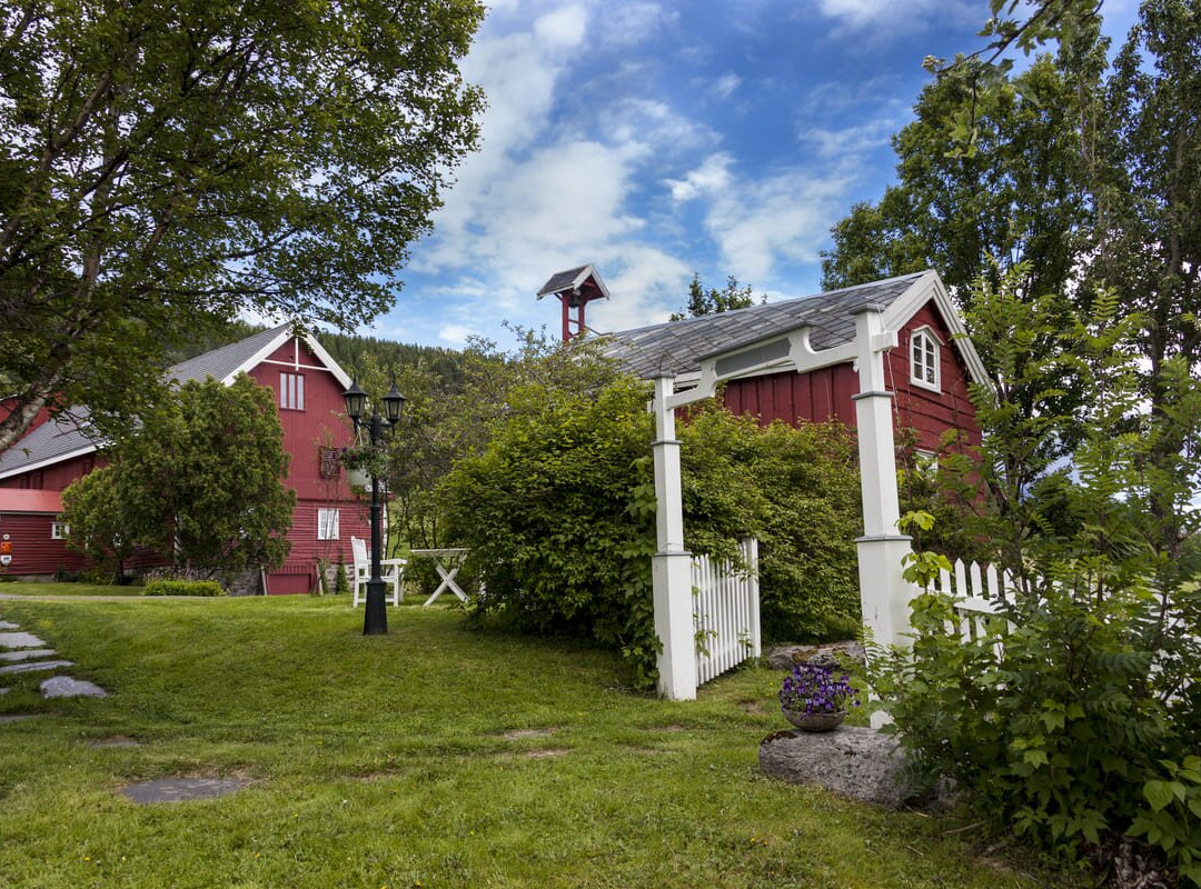 Røkenes Gård Restaurant Og Gjestehus-Harstad必去景点