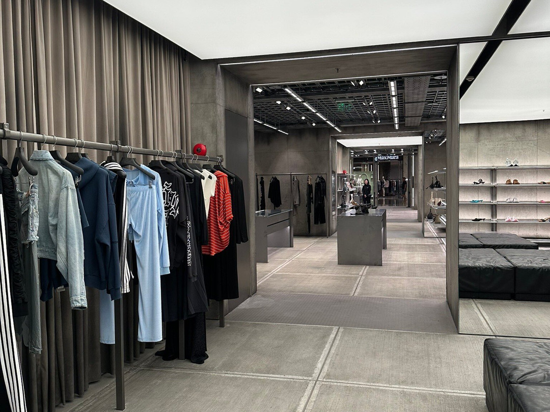 环贸iapm商场-上海市必去景点