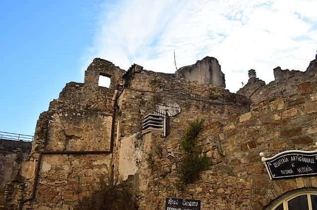 Old Bussana (Bussana Vecchia)-圣雷莫必去景点