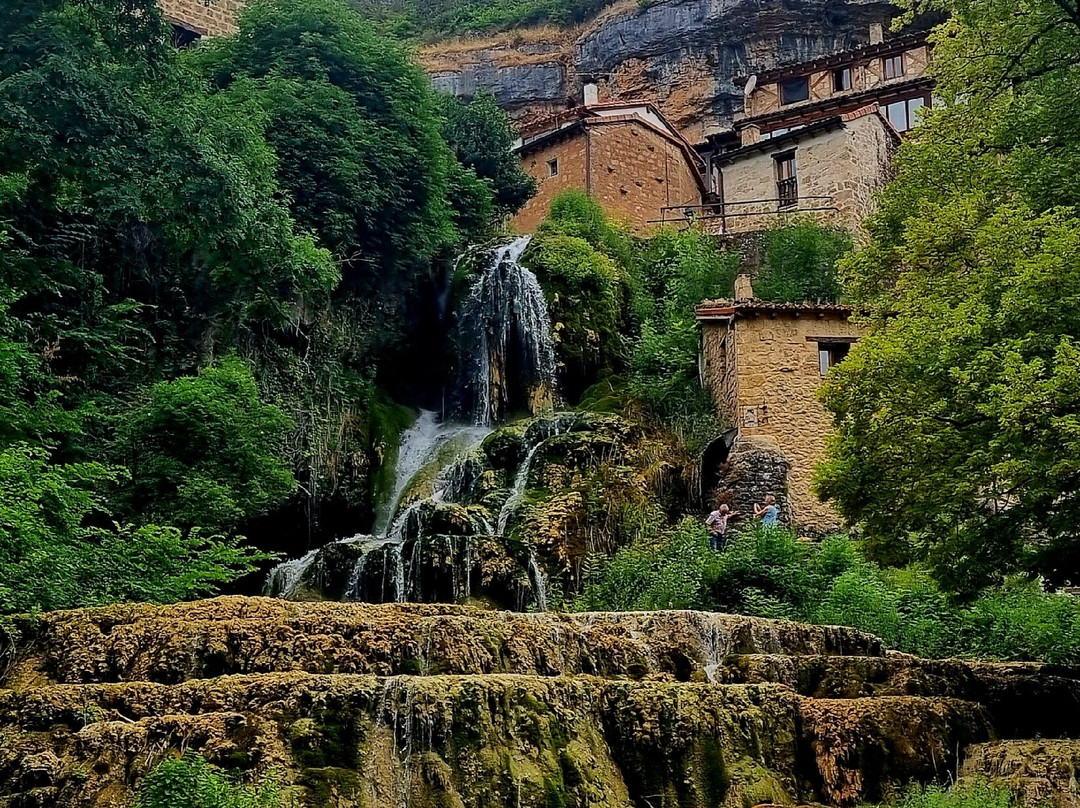 Cascada de Orbaneja-Orbaneja del Castillo必去景点