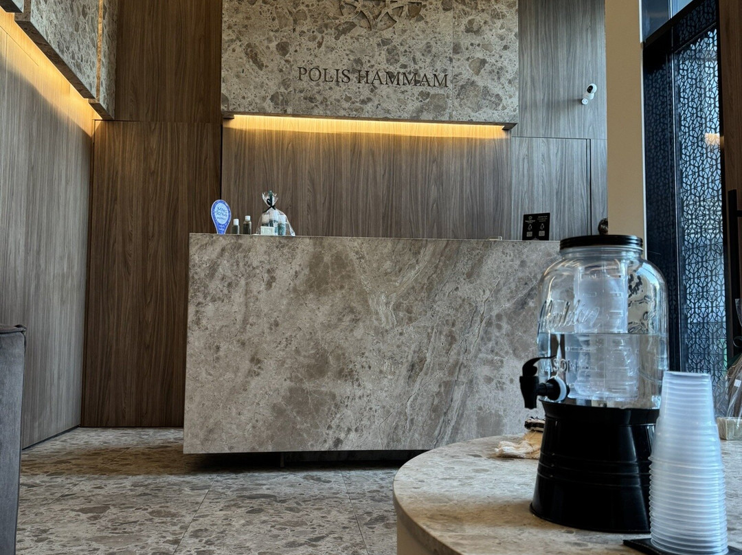 Polis Hammam PIRAEUS-比雷埃夫斯必去景点