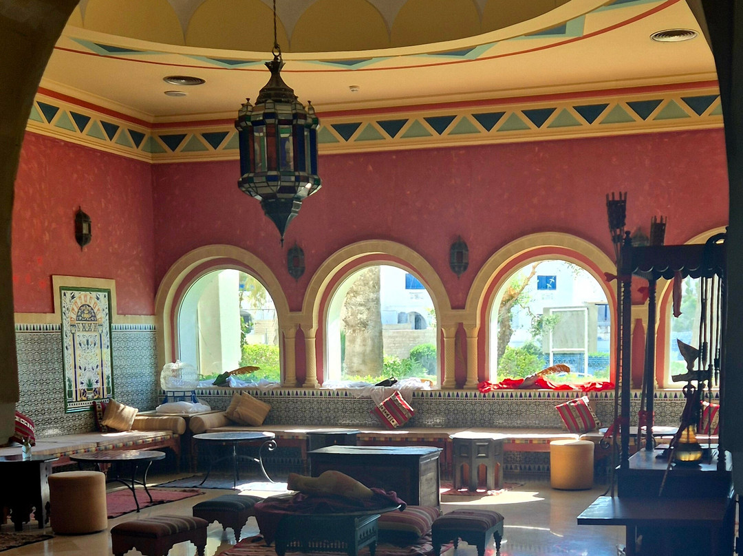 Regency Hotel & Spa主图